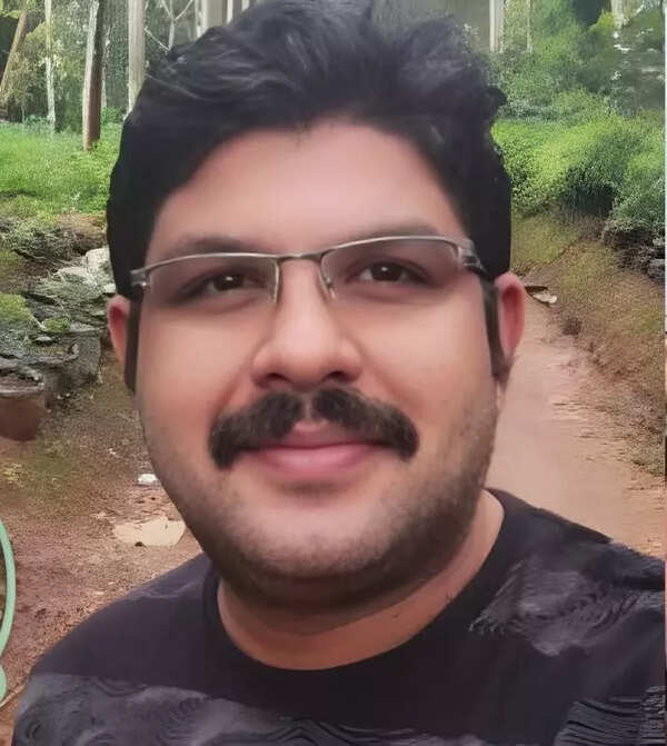 Kozhikode sessions court grants bail to woman held in suicide abetment case