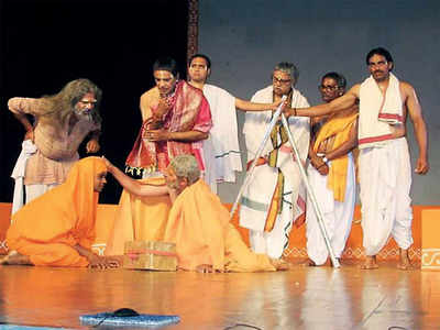 Kannada chronicles: BV Karanth lives on: 600th show of Sattavara Neralu