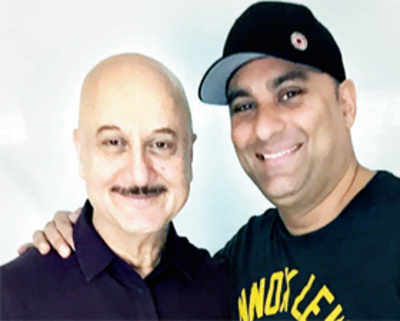 Anupam Kher to play father to Russell Peters in a detective series