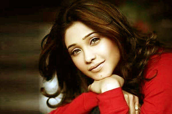 Amrapali Gupta in 'Adhuri Kahani Hamari'