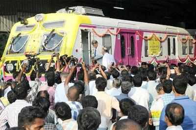 Mumbai Train commuters may face disruption over motormen union battle