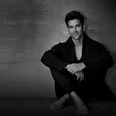 Hrithik Roshan pens motivational and inspirational poem for the youth to be fearless