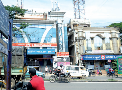 Nightmare on Namma street: Bengaluru woman assaulted in early evening, gold chain snatched