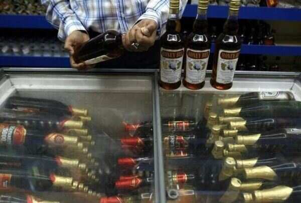 Bihar booze ban: Dry with no high, 750 fall ill, 1 even eats soap for a buzz