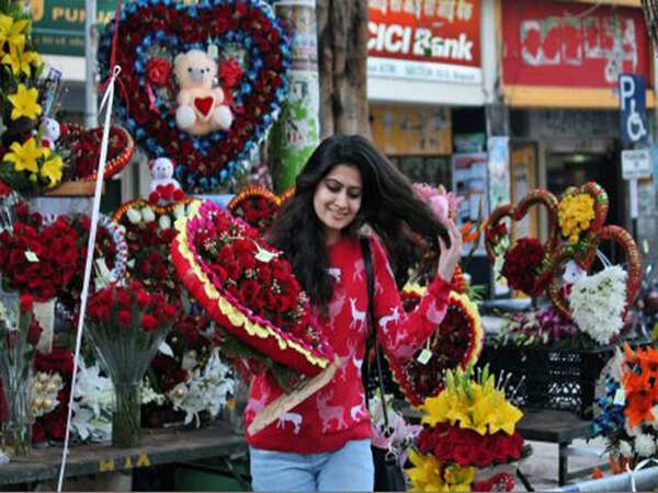 Valentine Day makes a generation shift towards not-so-youngs