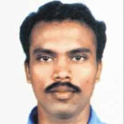 Youth kills self over Lankan Tamils issue