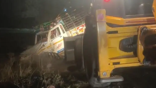 12, including 3 kids, killed as overloaded pickup overturns, crashes into SUV in Madhya Pradesh