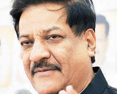Chavan must go, 19 Cong leaders tell party bosses