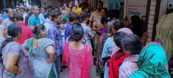 Chulhas Burn As LPG Flickers