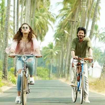 Dear Zindagi box office collection Day 6: Shah Rukh Khan, Alia Bhatt film has decent run