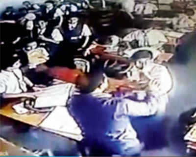 Teacher brutally assaults student for not doing homework in UP