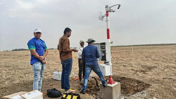Midpoint RVR Installed At Nagpur Airport To Strengthen Flight Safety