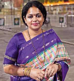 Mandirs go mobile as temple influencers reel in followers