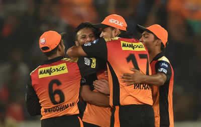 Highlights SRH vs RCB: Superb Sunrisers Hyderabad defend beat Virat Kohli's Royal Challengers Bangalore by 5 runs