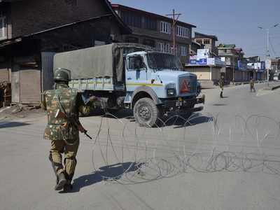 Heavy shelling by Pakistan on LoC in Jammu & Kashmir's Rajouri amid India-China tension