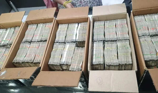 Rs2.4cr cash seized from DMK functionary’s car near Perambalur
