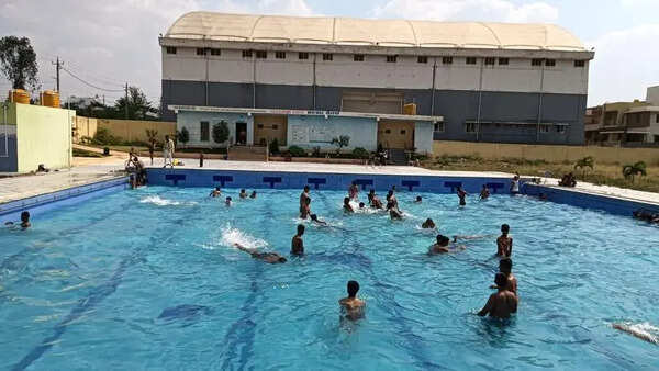 Four pools boost swimming culture in Gadag-Betgeri in summer