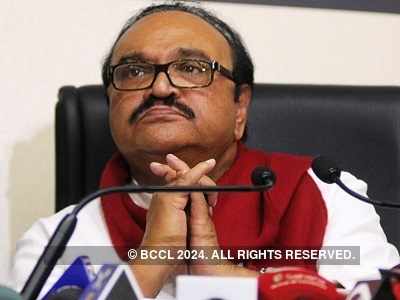Chhagan Bhujbal accuses Anjali Damania of defamation, demands Rs 50 crore in damages