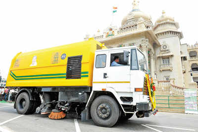 BBMP rolls out road sweeping machines