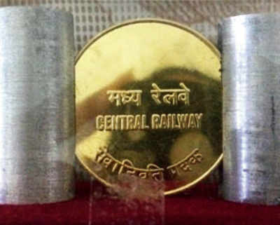 Thieves pinch 1,400 gold-plated medals meant for railway retirees