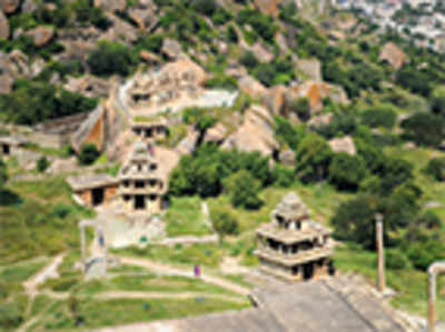 Triptease: Chitradurga Fort
