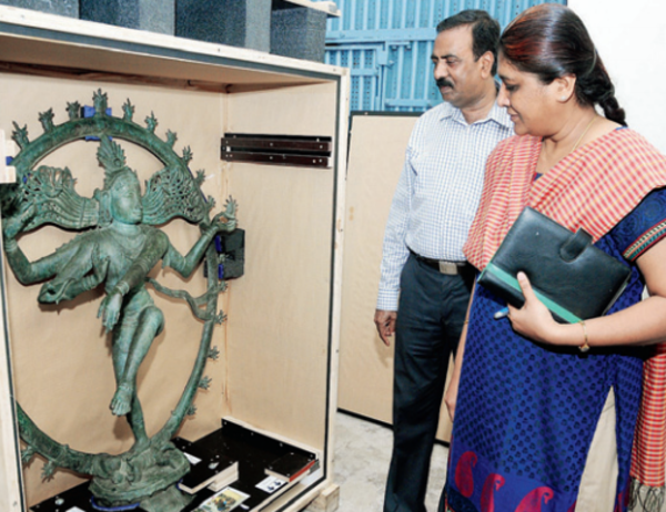 Chasing Ganeshas: Meet the art sleuths bringing India's stolen heritage home