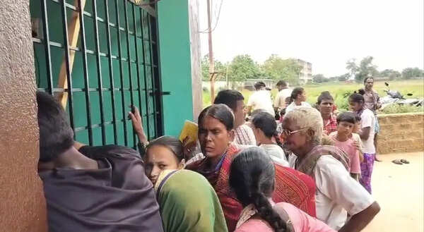 Server glitches stall ration supply in Hubballi-Dharwad