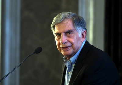 Ratan Tata denies viral message claiming his comment on India's economic crisis; urges people to not believe in fake news