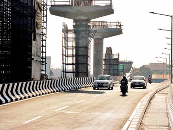 Kerala CM Pinarayi Vijayan opens new Petta Bridge for public