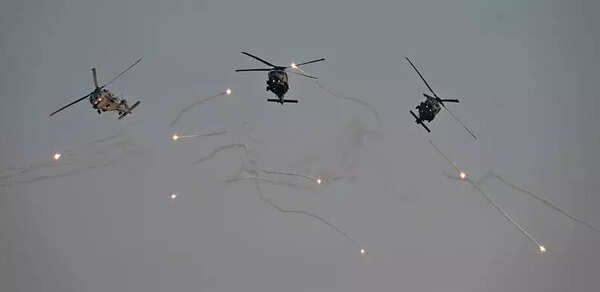 Spectacular international city parade, air power demo thrill crowds at RK Beach in Visakhapatnam