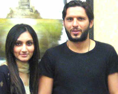 Afridi doesn’t want his begum to dance!