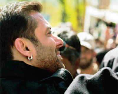 Now, a chicken song for Sallu