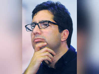 Shah Faesal detained at Delhi airport, sent back to Srinagar