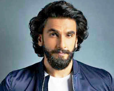 Ranveer Singh takes off on a solo vacation to the UK