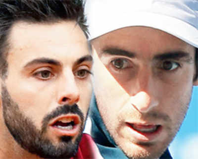 Nature calling: Granollers and Cuevas stage protest