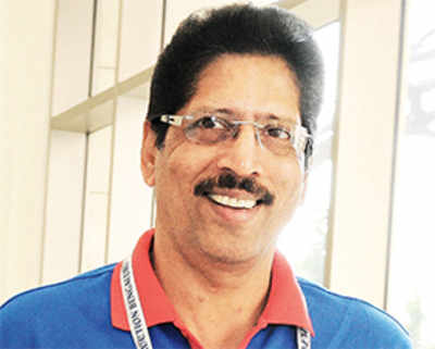 Sekhar chooses IPL over NCA