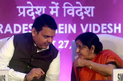 Sushma Swaraj and Devendra Fadnavis inaugurate first Videsh Bhavan at BKC