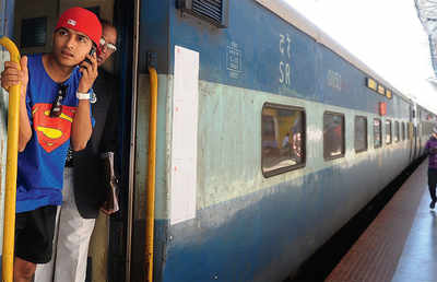 Indian Railways to soon go Radio Ga Ga on trains