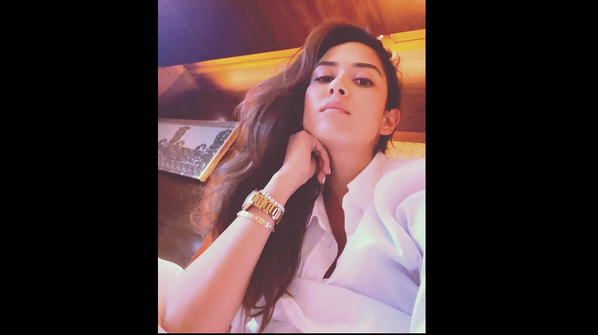 Mira Rajput's 'out of the bed' selfie is too pretty for words!