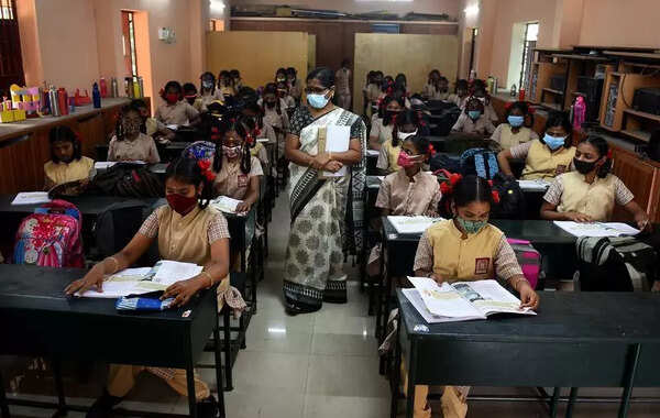 LNMU appoints teachers in 30 new govt degree colleges