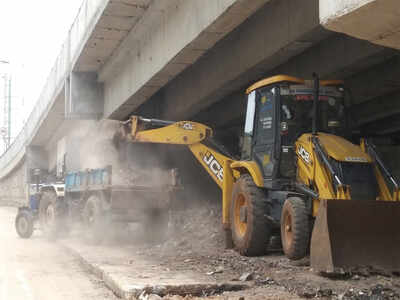 NHAI plans to lodge complaint against BBMP for garbage burning under Allalasandra flyover