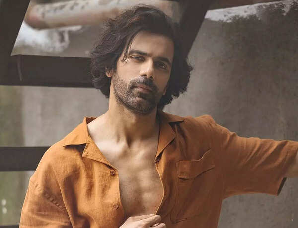 Haven’t slept in 12 days: Anuj Sachdeva alleges assault over a parking dispute in Mumbai Society