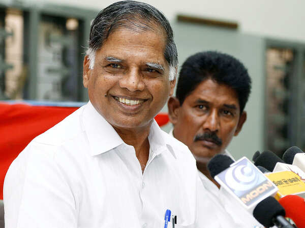 'On corruption, no difference between two Dravidian parties'