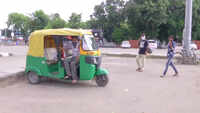 Autorickshaw drivers hope for more passengers after COVID-19 unlock 