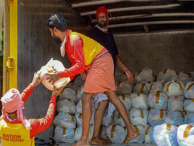 Free groceries for temple priests in rural areas