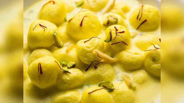 The interesting story of the origin of Rasmalai