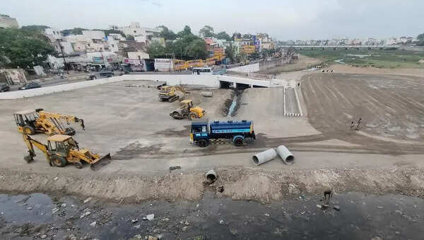 Vaigai river cleaning work underway for Chithirai festival