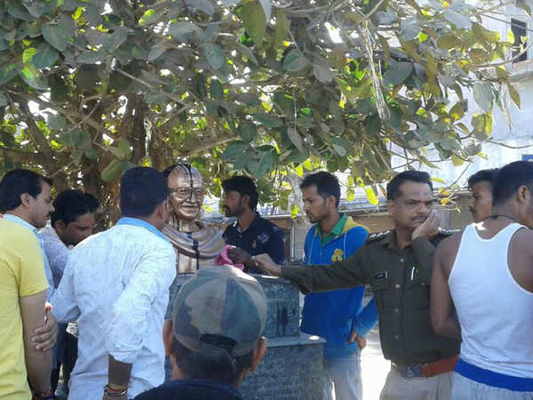 Tension in Manpur after miscreants deface Gandhi statue