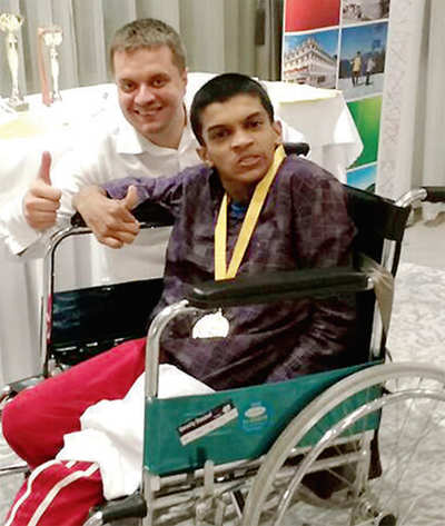 Honnavar: From wheelchair, he moves pawns and strikes gold
