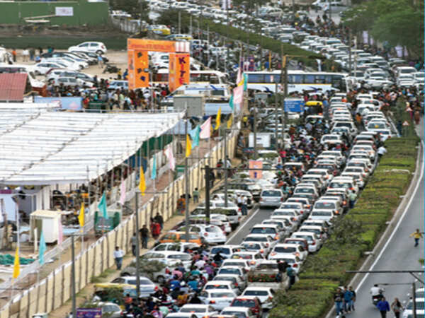DTO warns private schools, bus owners to follow rules